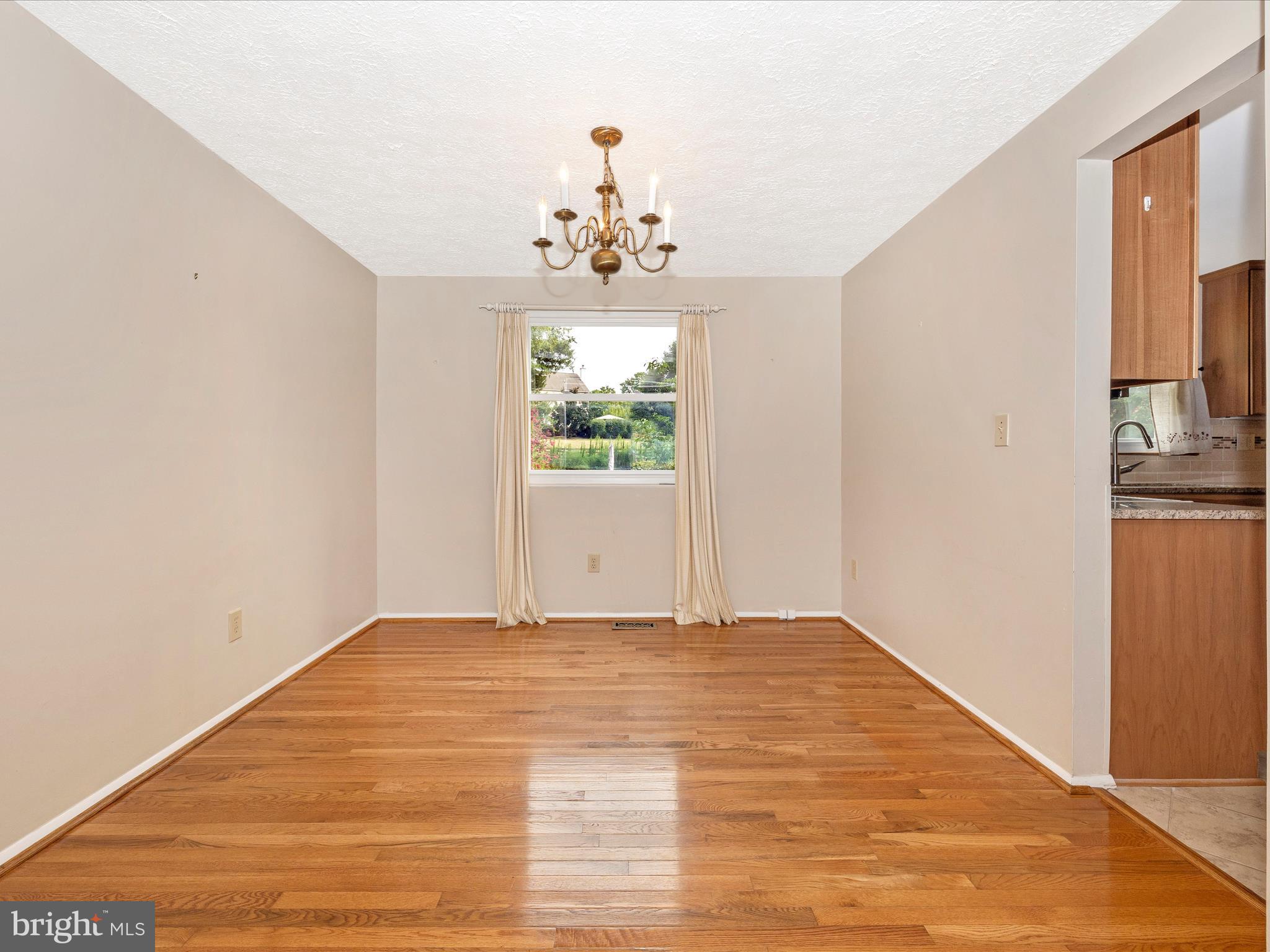 FOUNTAIN ROCK MANOR - Residential