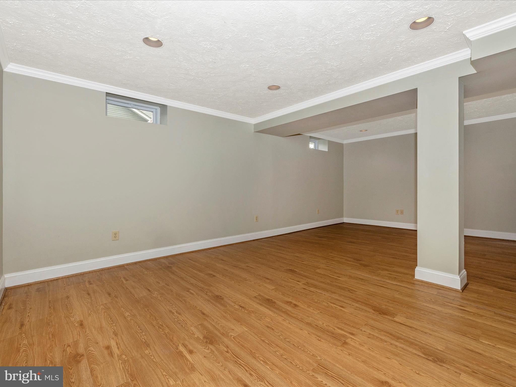 FOUNTAIN ROCK MANOR - Residential