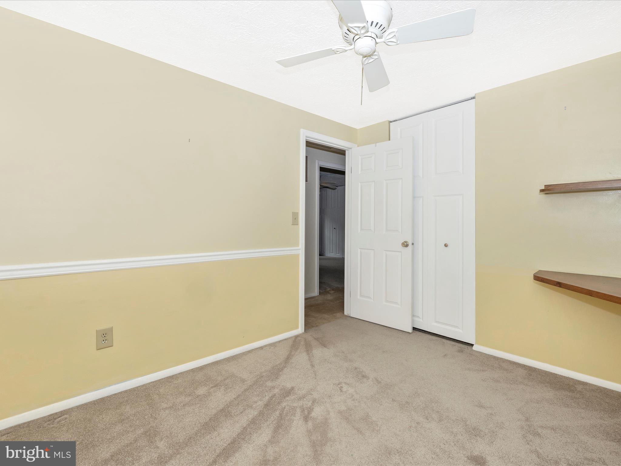 FOUNTAIN ROCK MANOR - Residential