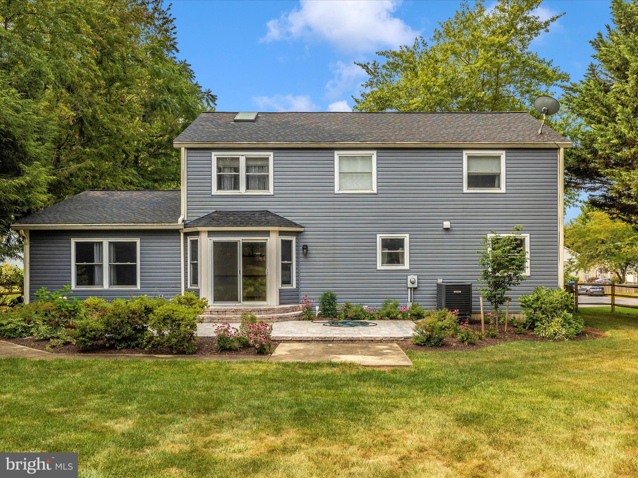 FOUNTAIN ROCK MANOR - Residential