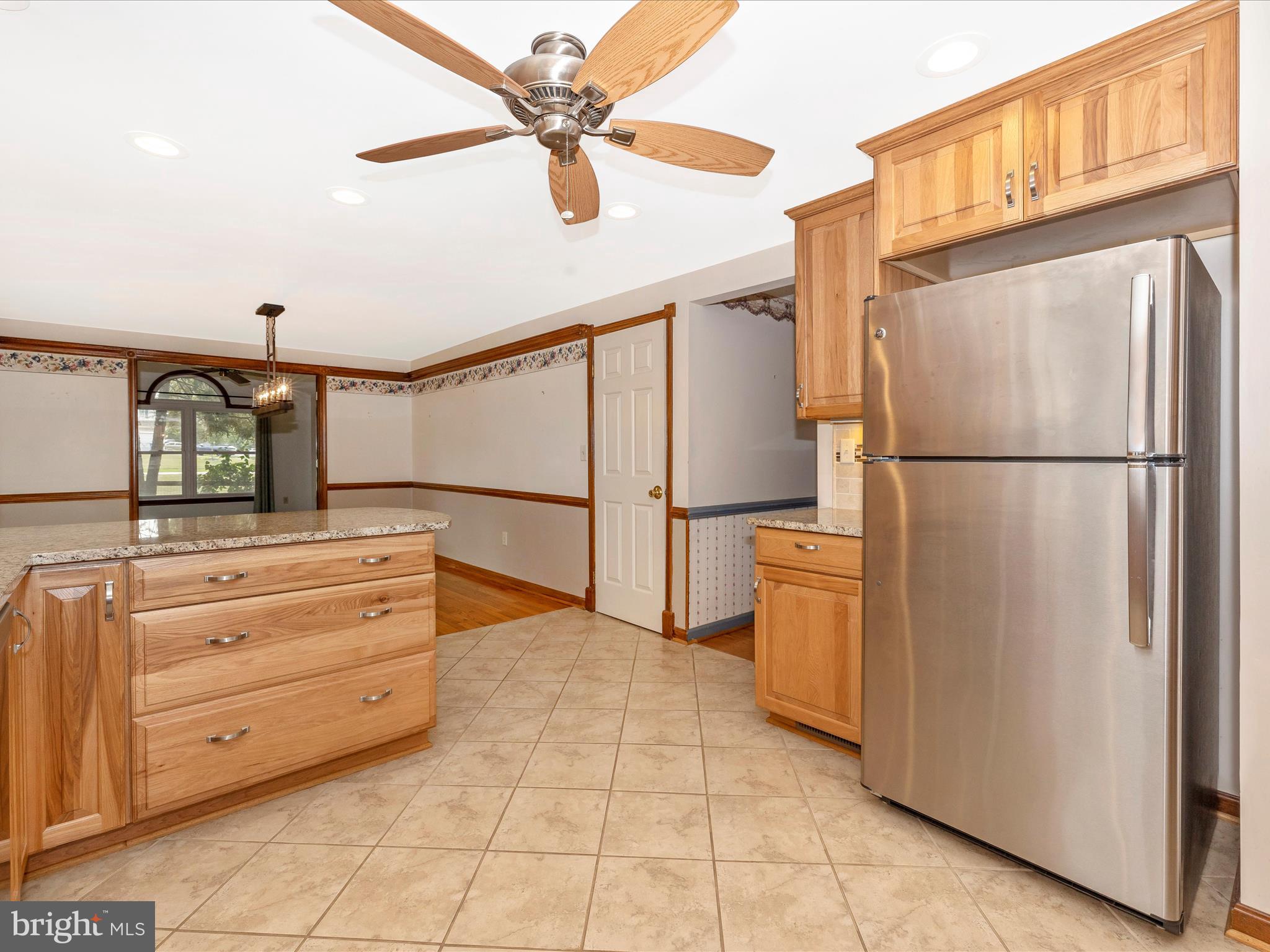 FOUNTAIN ROCK MANOR - Residential