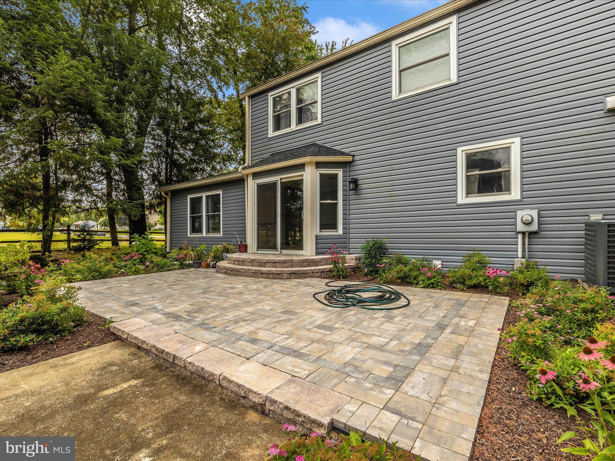 FOUNTAIN ROCK MANOR - Residential