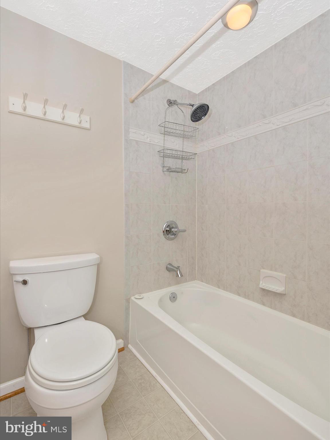 FOUNTAIN ROCK MANOR - Residential