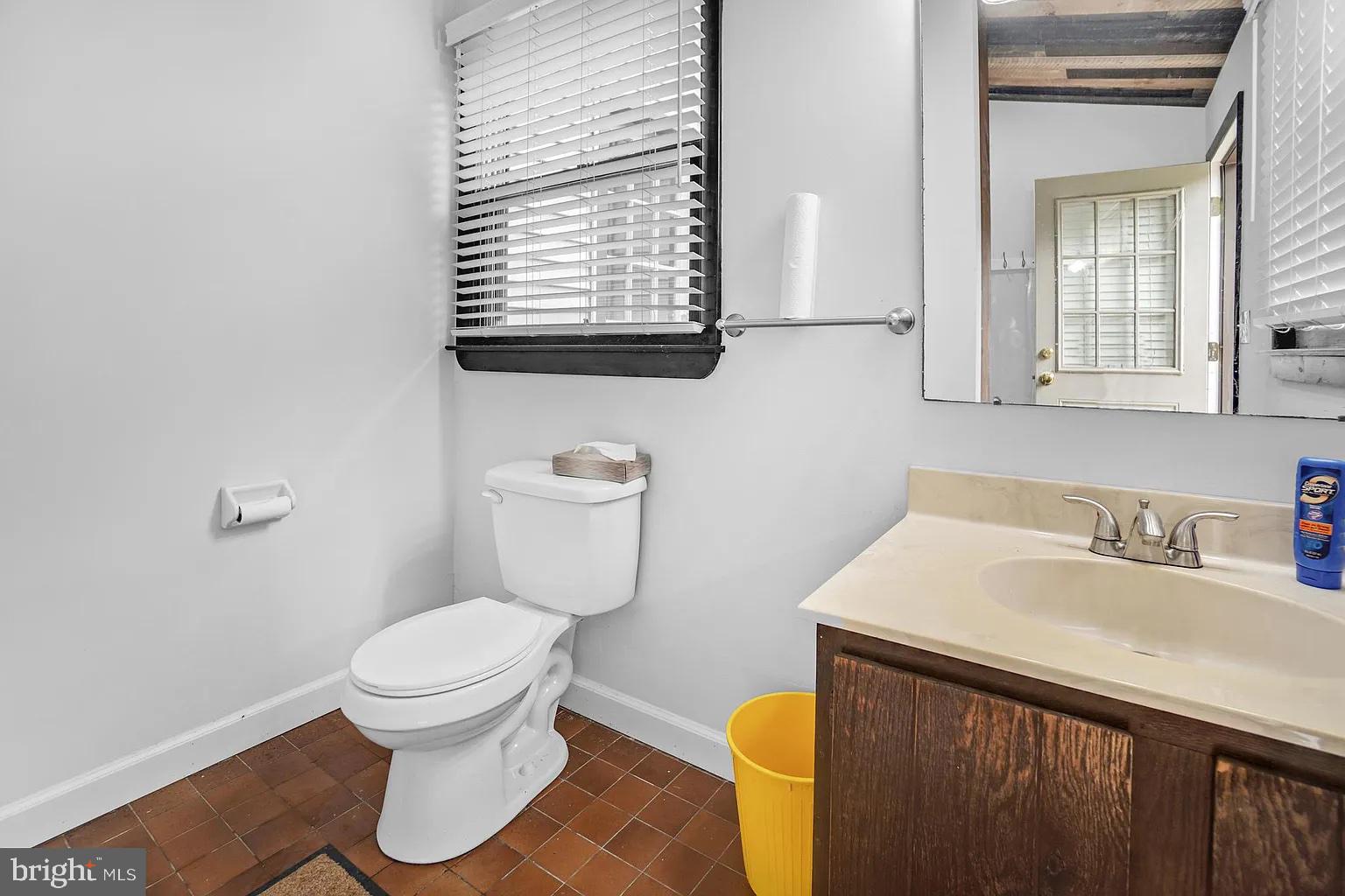 RUTLAND ESTATES - Residential Lease