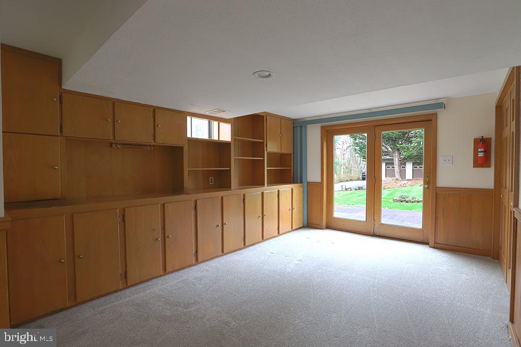 RUTLAND ESTATES - Residential Lease