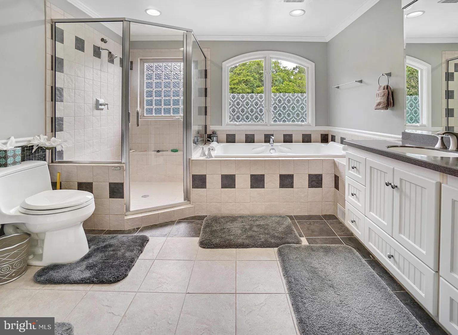 RUTLAND ESTATES - Residential Lease