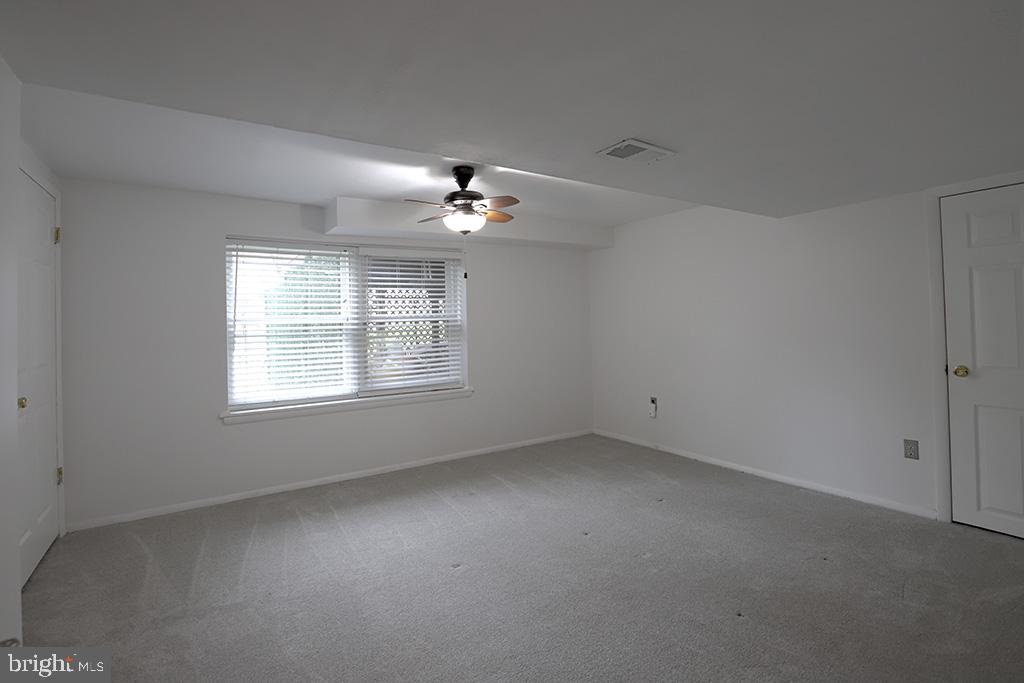 RUTLAND ESTATES - Residential Lease