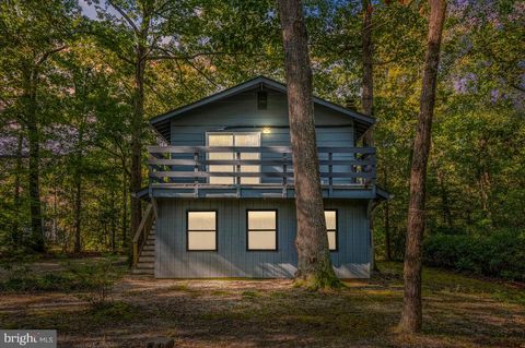 Homes For Sale - 185 Pond Point Avenue<br/> King And Queen County, WALKERTON, VA 23177