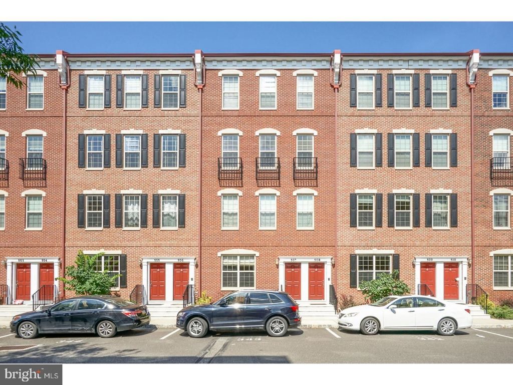 Photo of 508 Captains Way, PHILADELPHIA, PA 19146 (MLS # PAPH2577974)