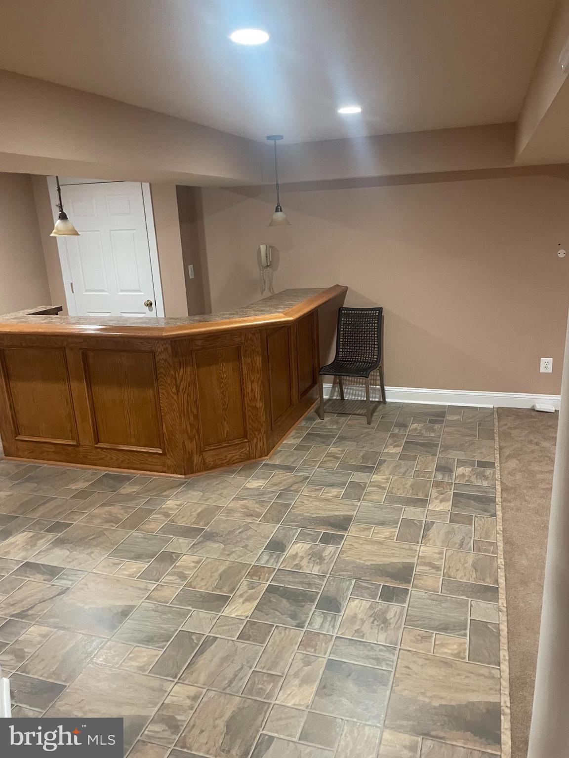 CLEARVIEW ESTS - Residential Lease