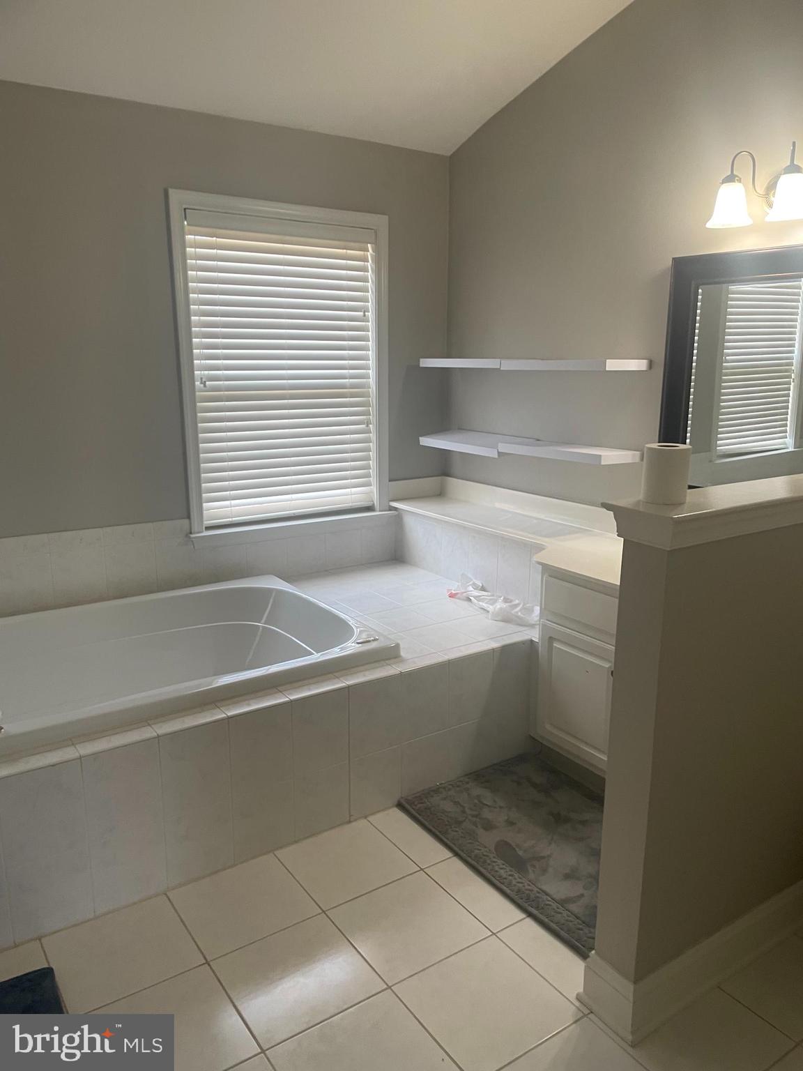 CLEARVIEW ESTS - Residential Lease