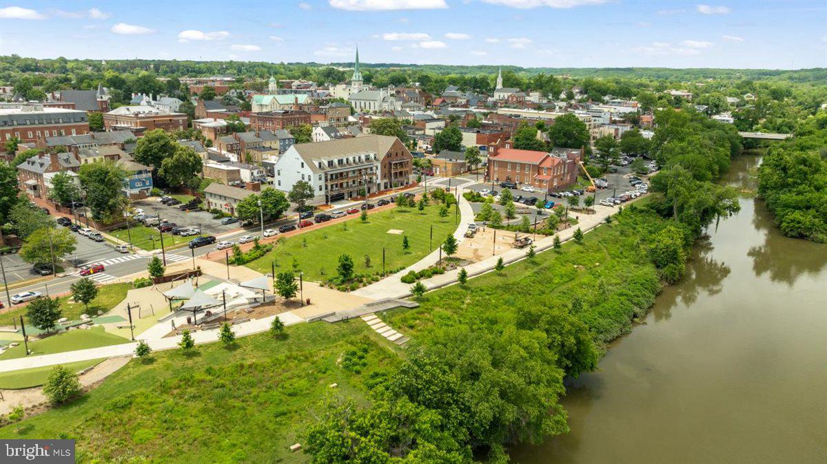 FLEETWOOD FARM - Residential
