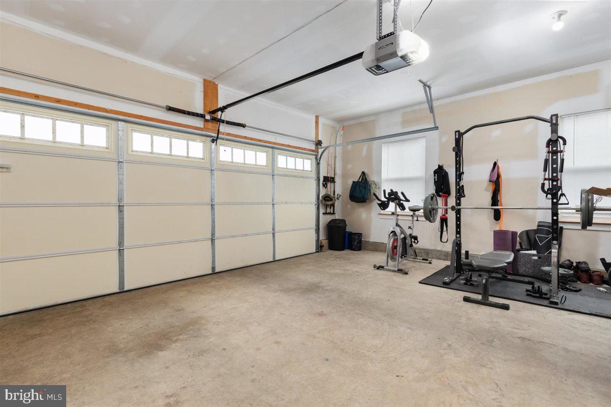 FLEETWOOD FARM - Residential