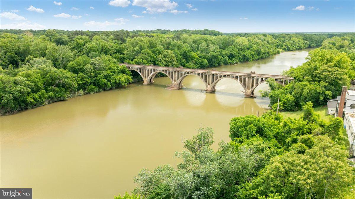 FLEETWOOD FARM - Residential