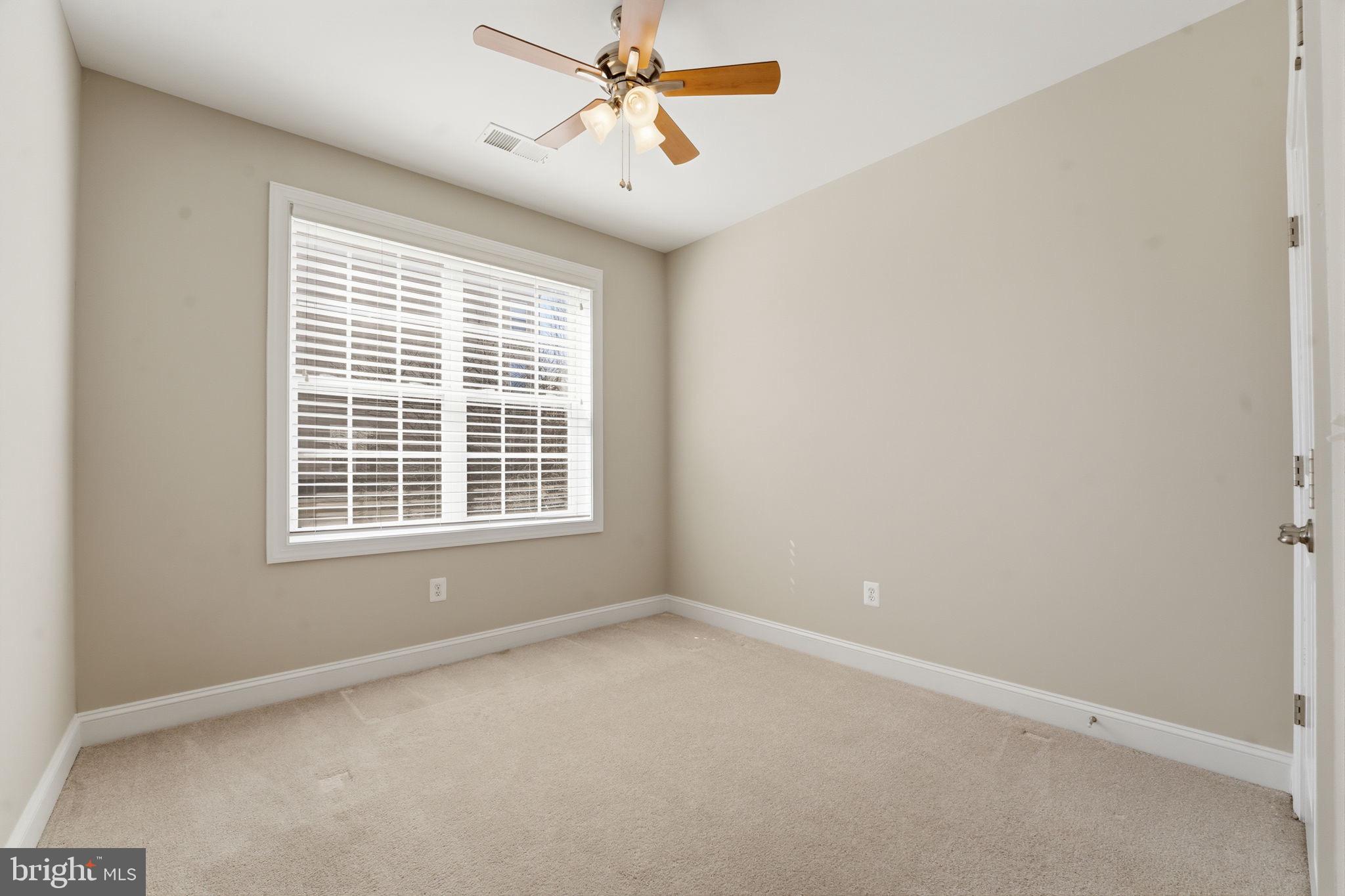 POTOMAC CLUB - Residential