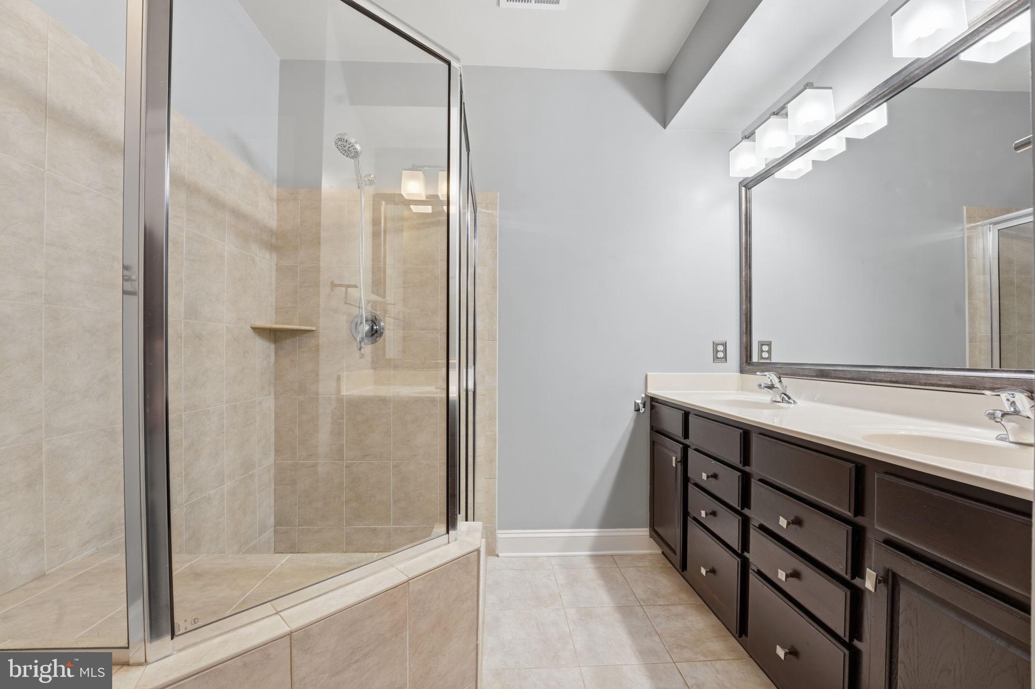 POTOMAC CLUB - Residential