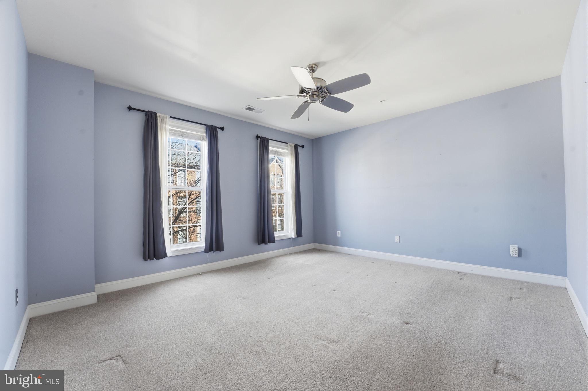 POTOMAC CLUB - Residential