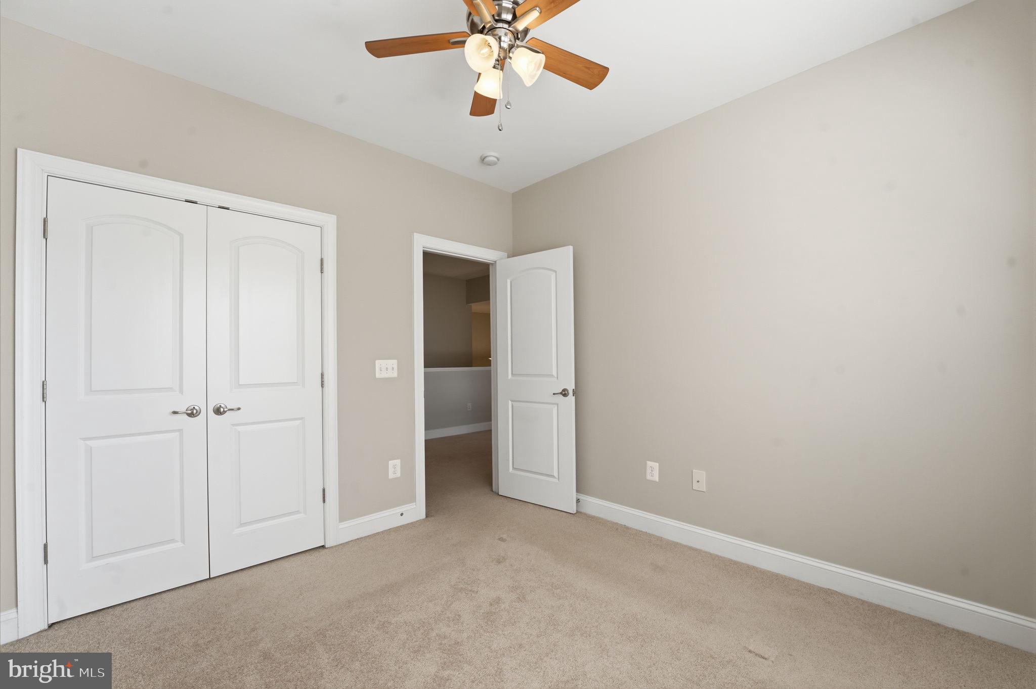 POTOMAC CLUB - Residential