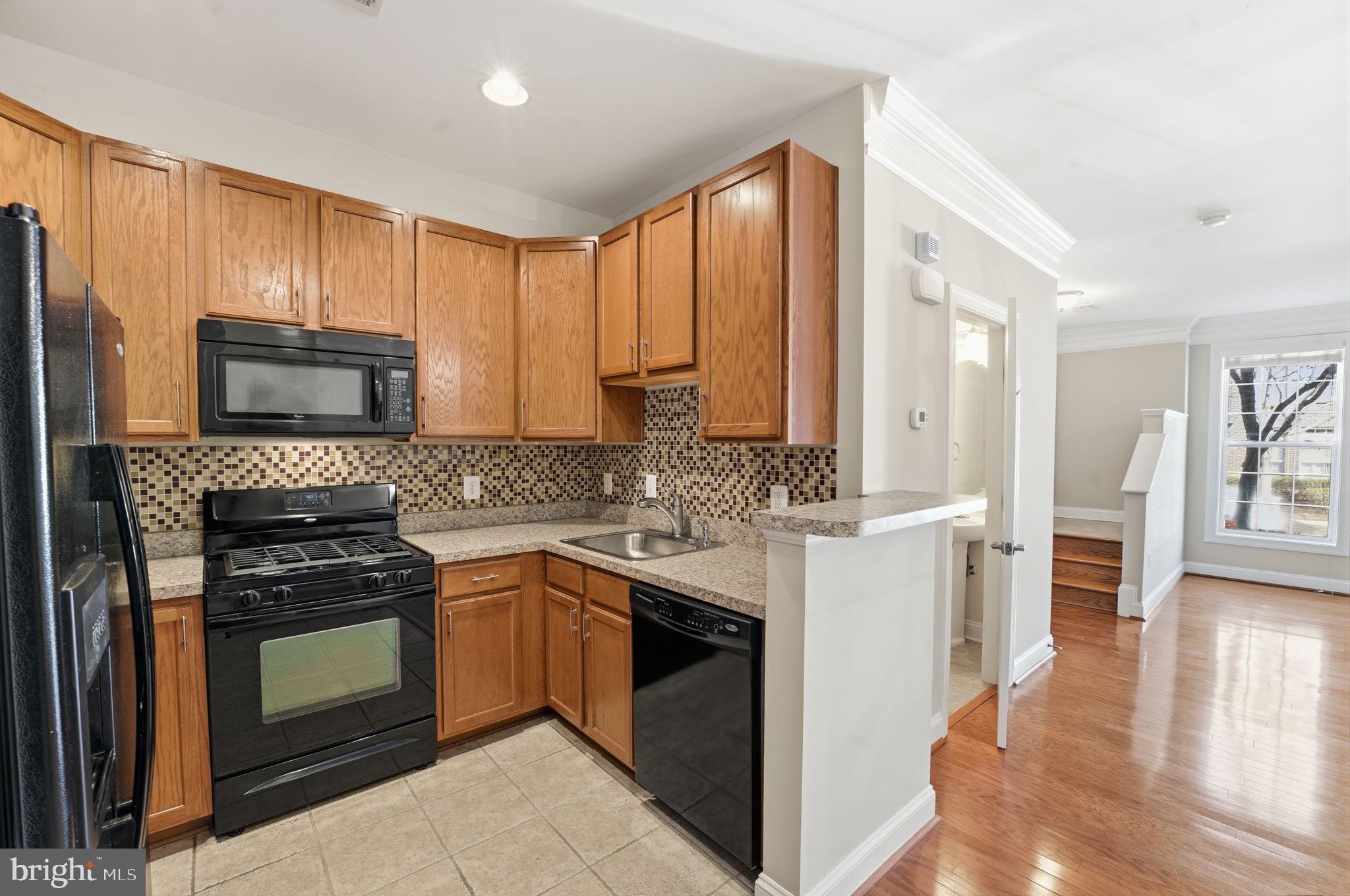 POTOMAC CLUB - Residential