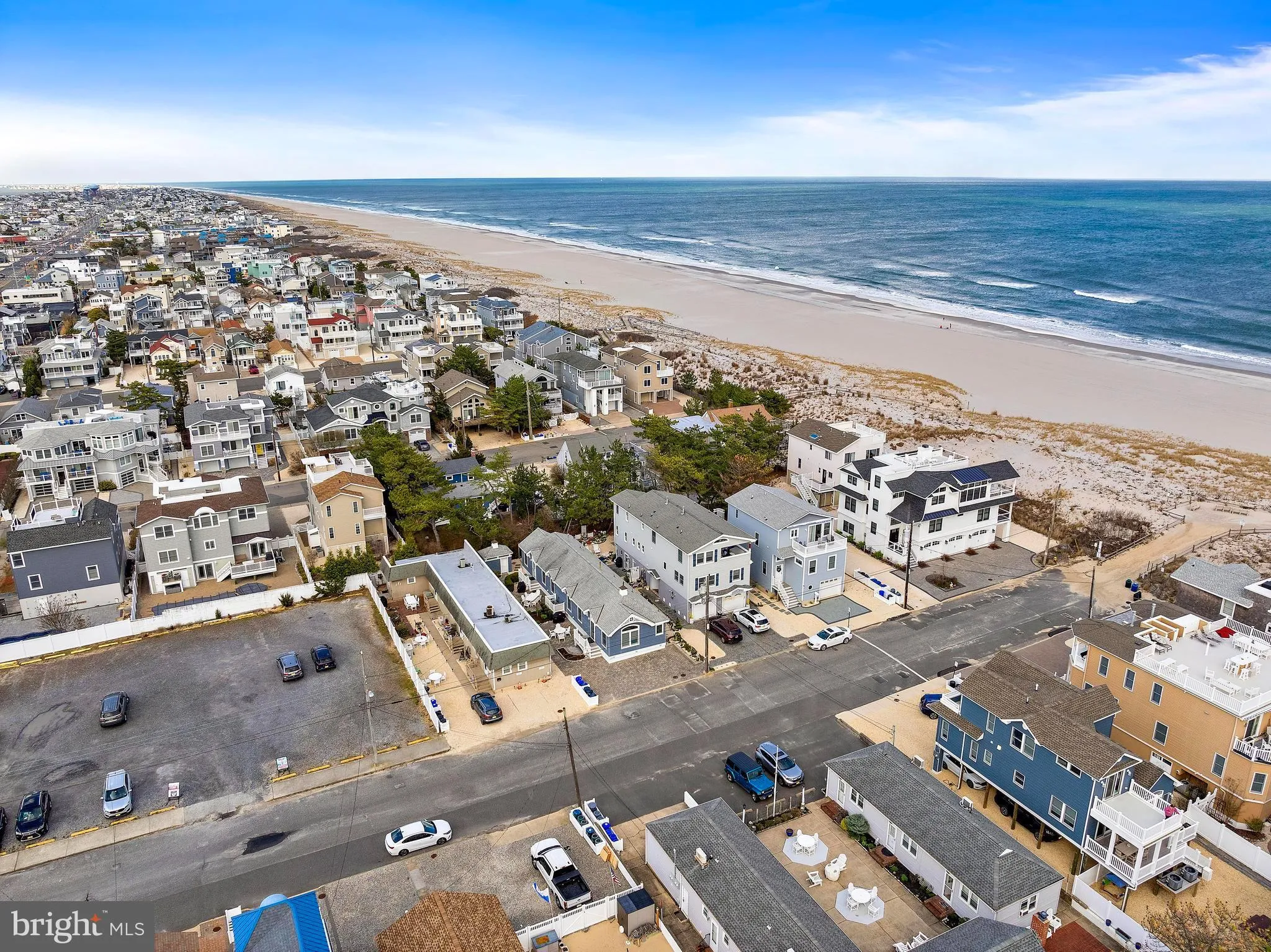 Ship Bottom, New Jersey 08008, United States, 3 Bedrooms Bedrooms, ,2 BathroomsBathrooms,Residential,Contingent,112349