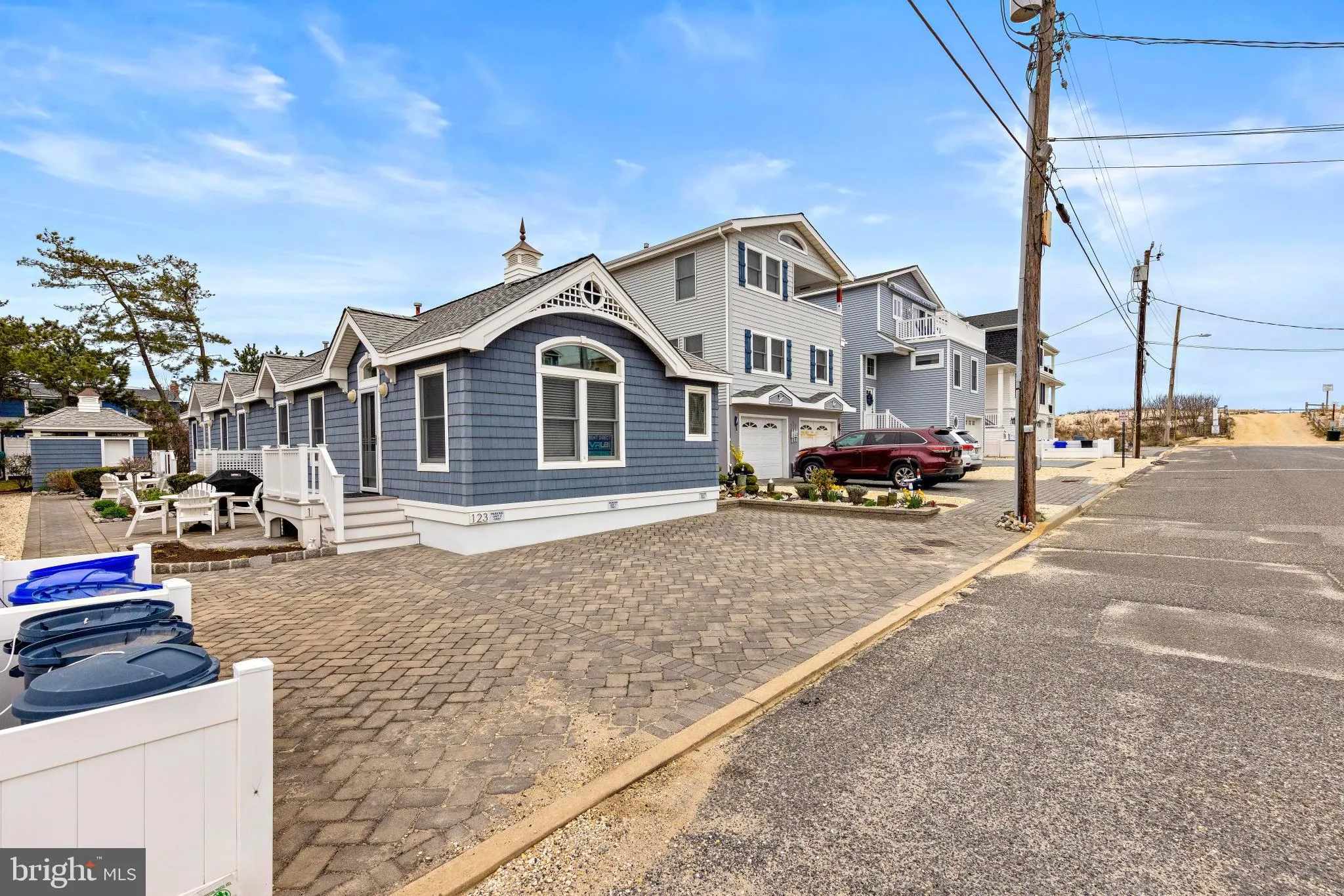 Ship Bottom, New Jersey 08008, United States, 3 Bedrooms Bedrooms, ,2 BathroomsBathrooms,Residential,Contingent,112349