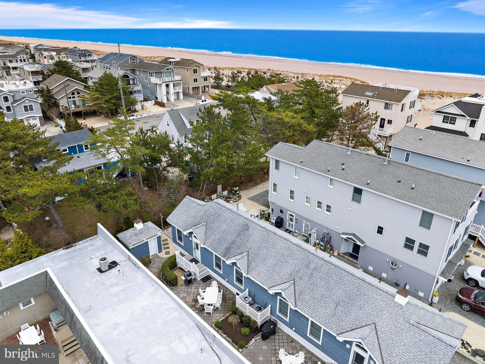 Ship Bottom, New Jersey 08008, United States, 3 Bedrooms Bedrooms, ,2 BathroomsBathrooms,Residential,Contingent,112349