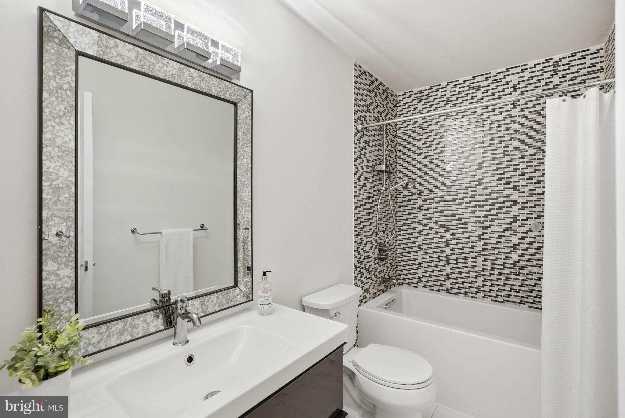 WEST END PARK - Residential