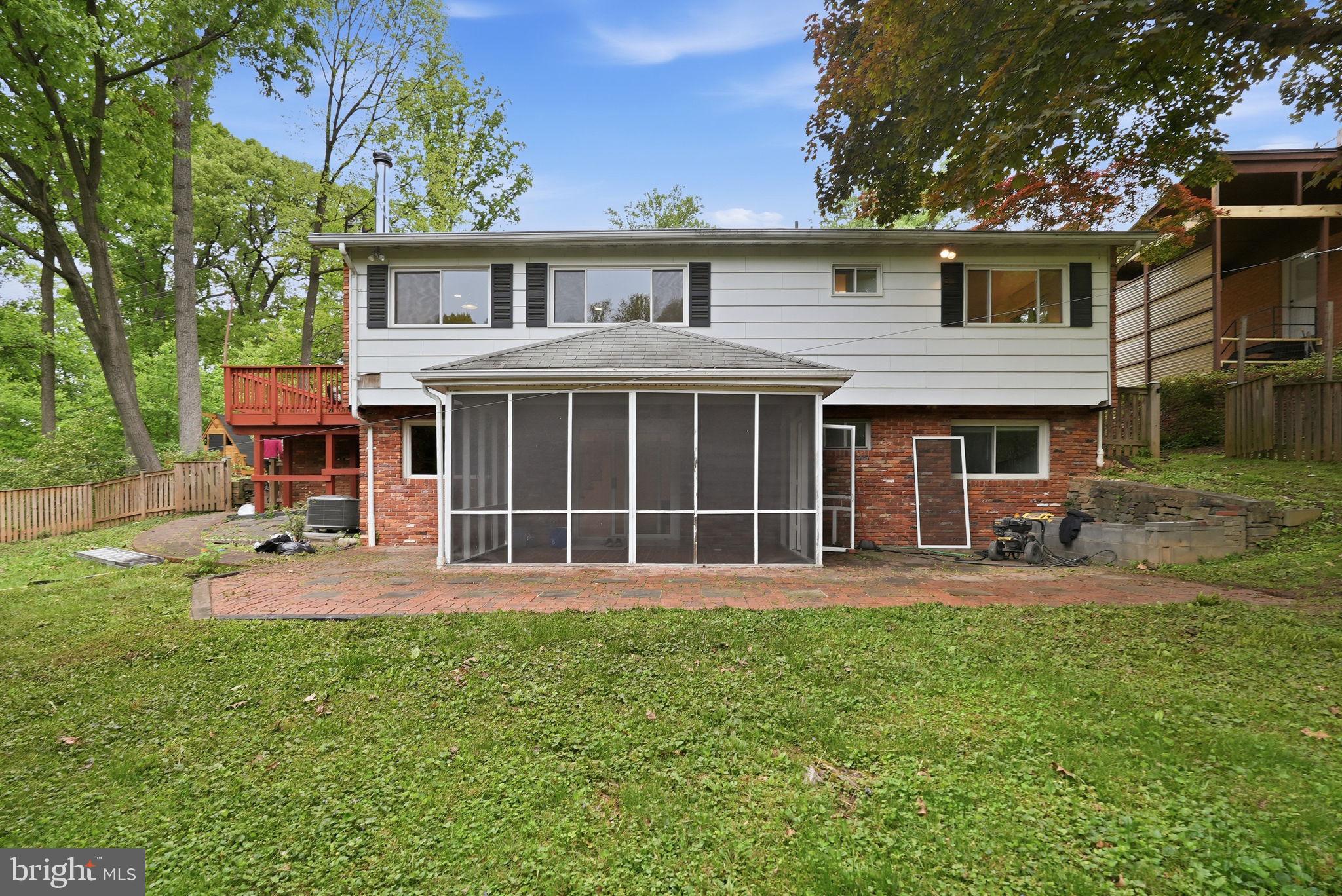 WEST END PARK - Residential