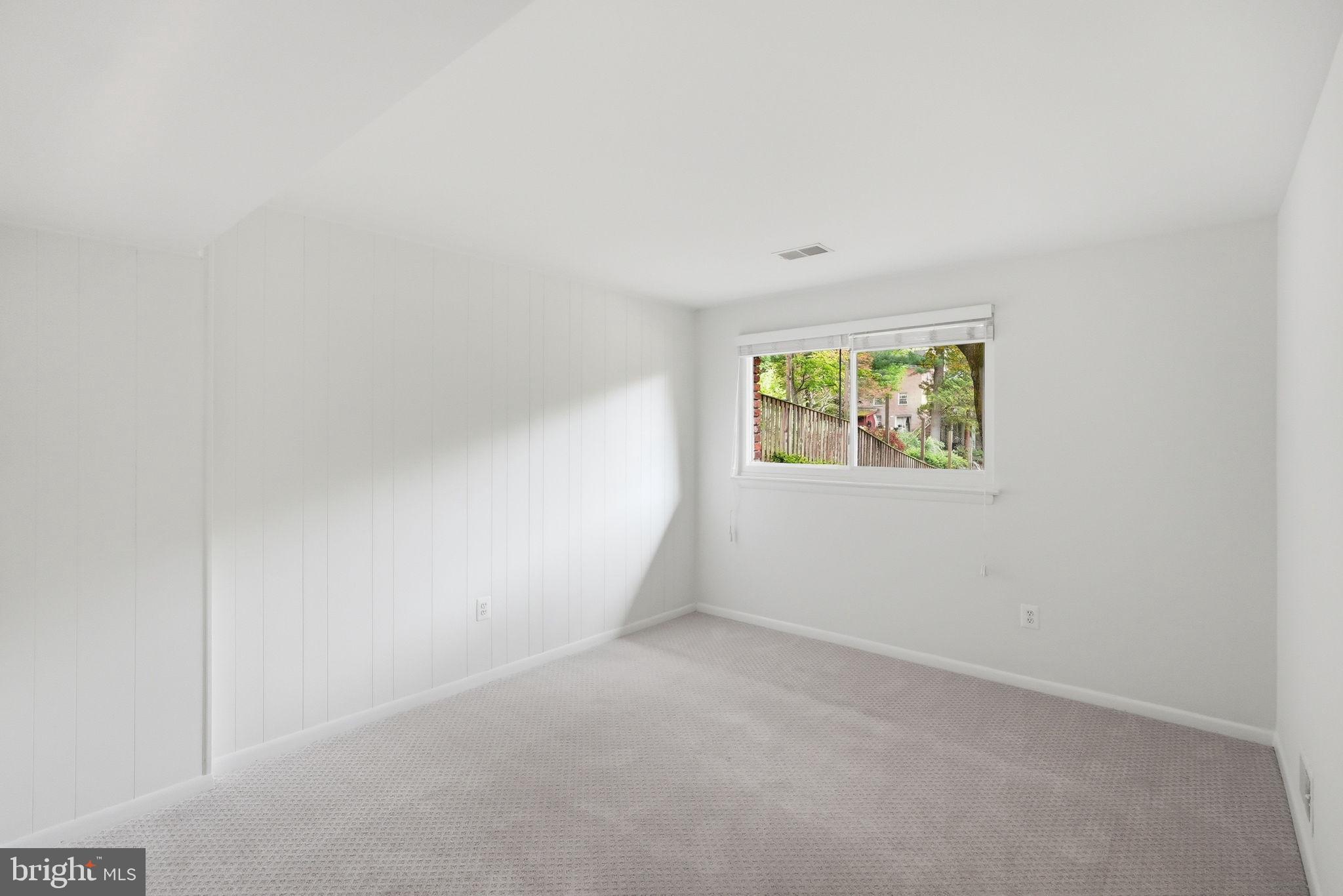 WEST END PARK - Residential
