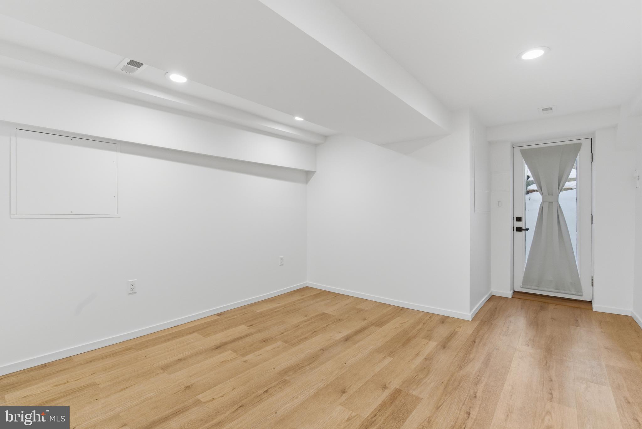 COLUMBIA HEIGHTS - Residential