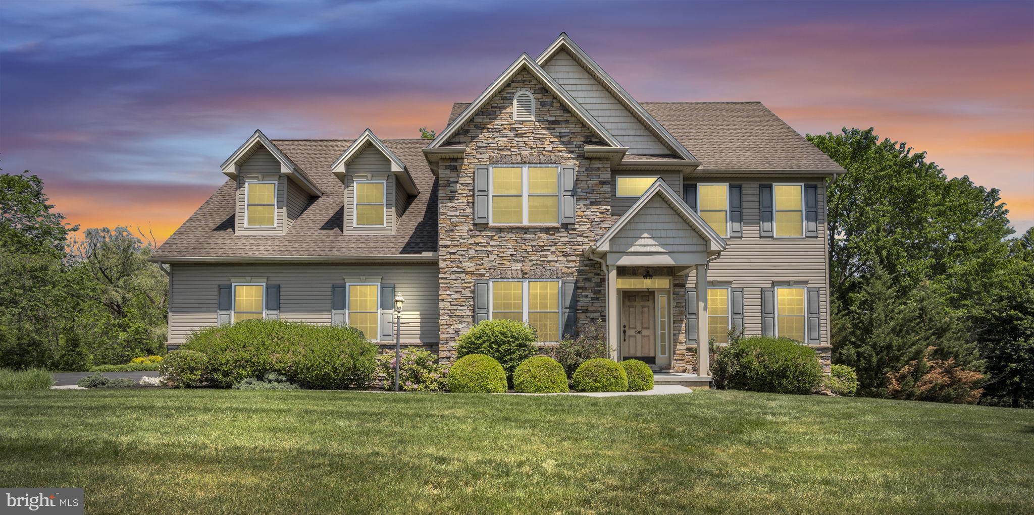HAWKS LANDING - Residential