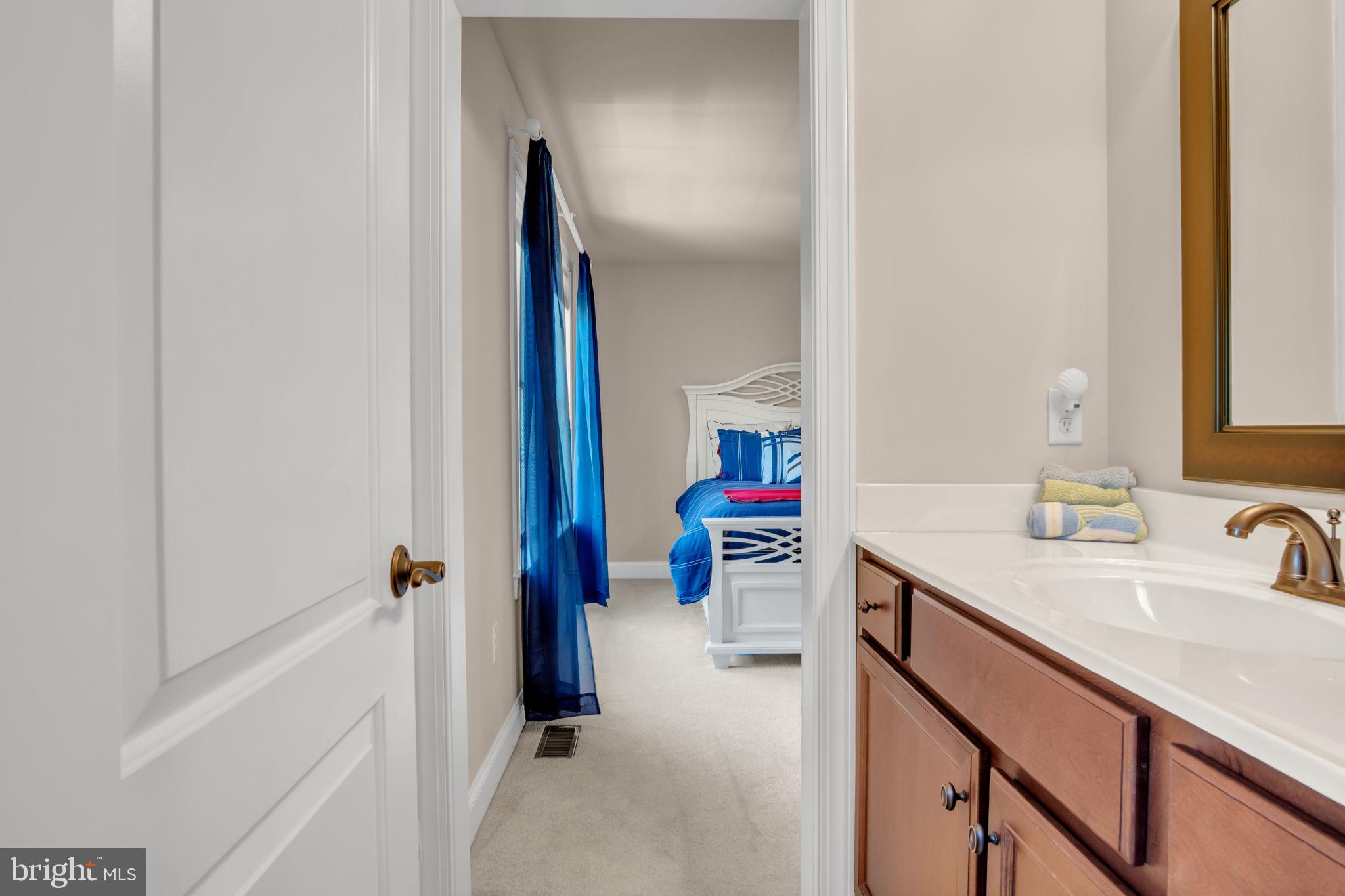 HAWKS LANDING - Residential