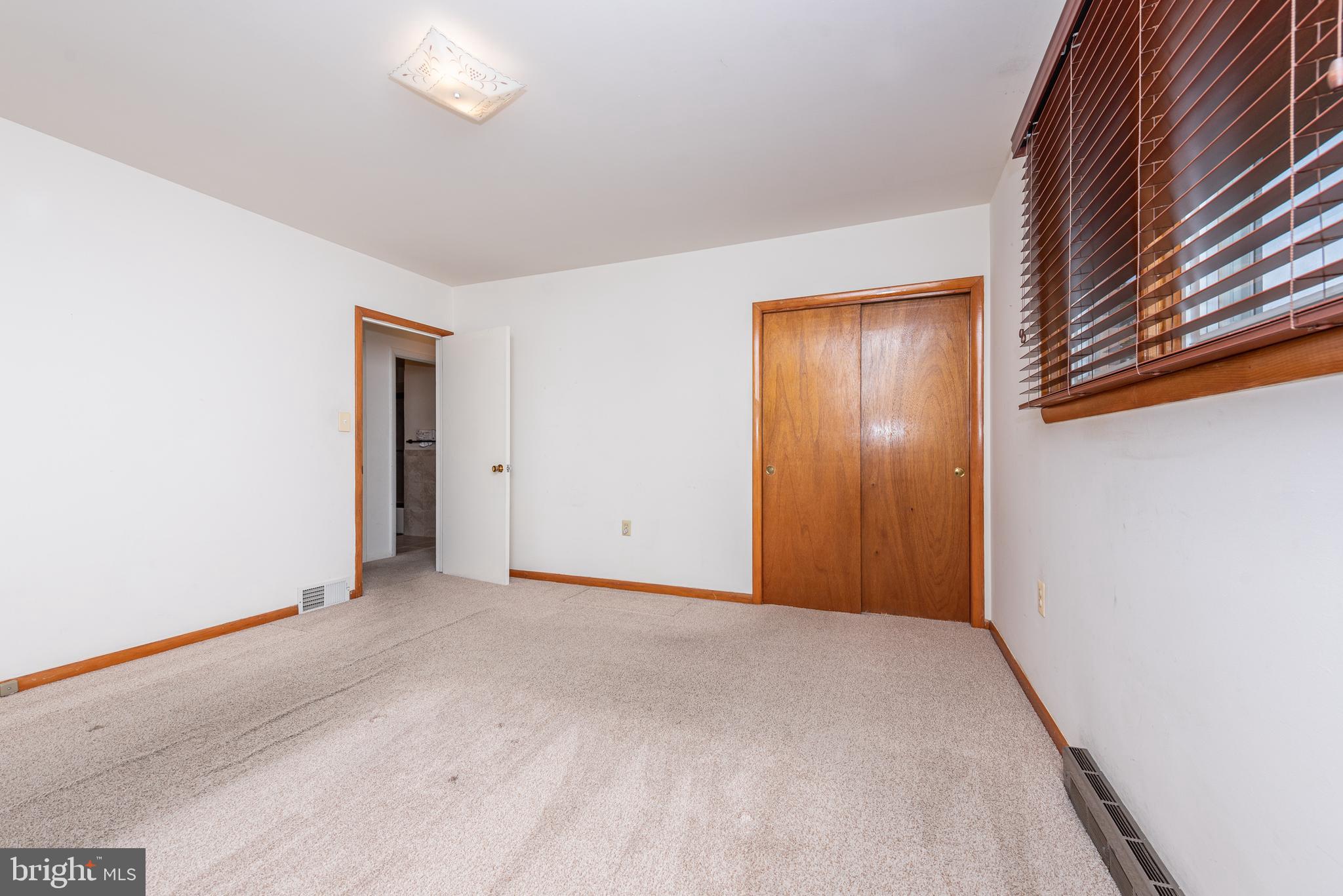 WINDSOR - Residential