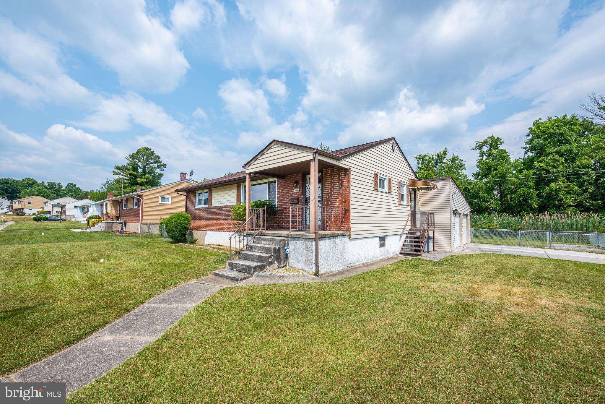 WINDSOR - Residential