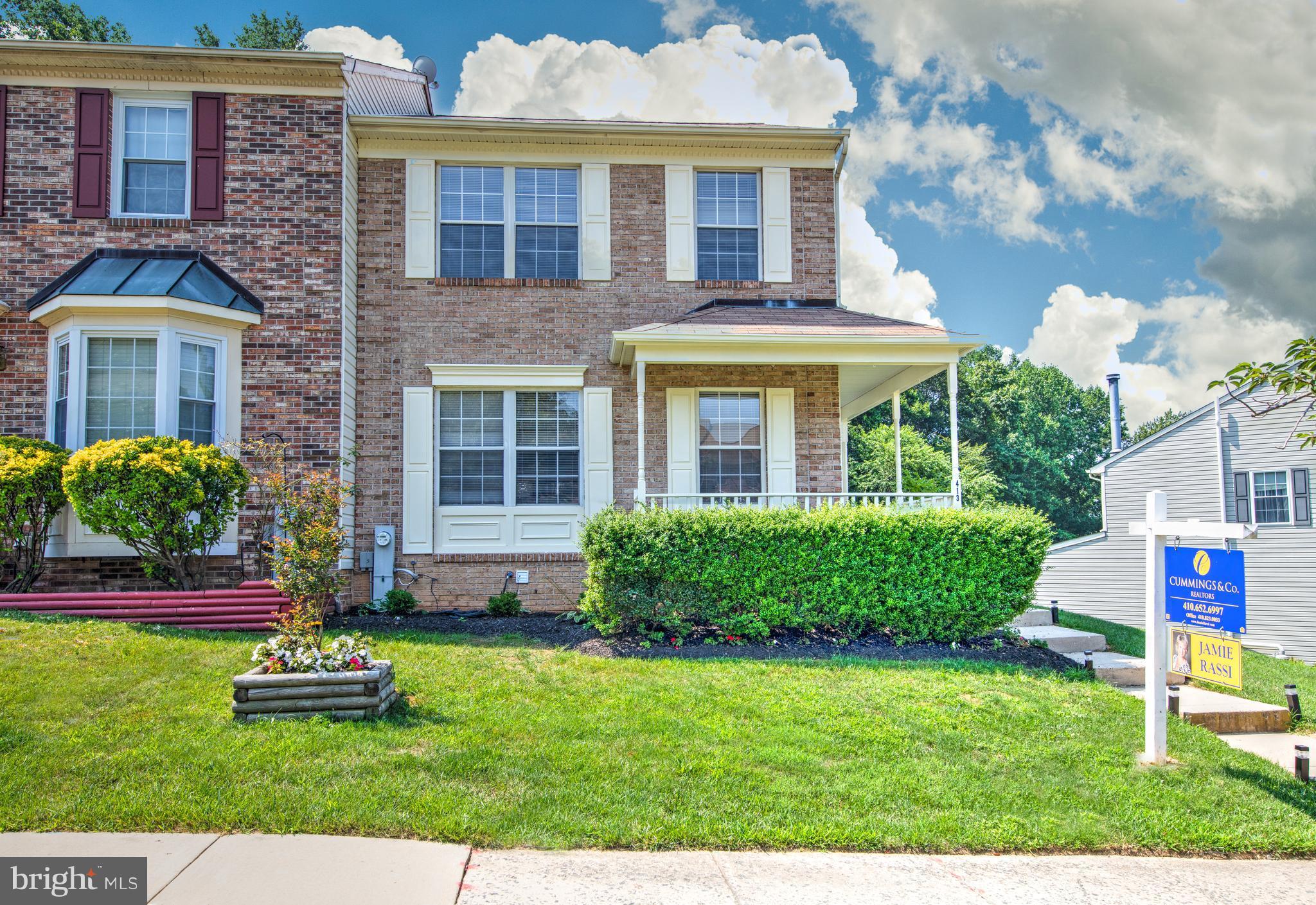 CONSTANT FRIENDSHIP - Residential