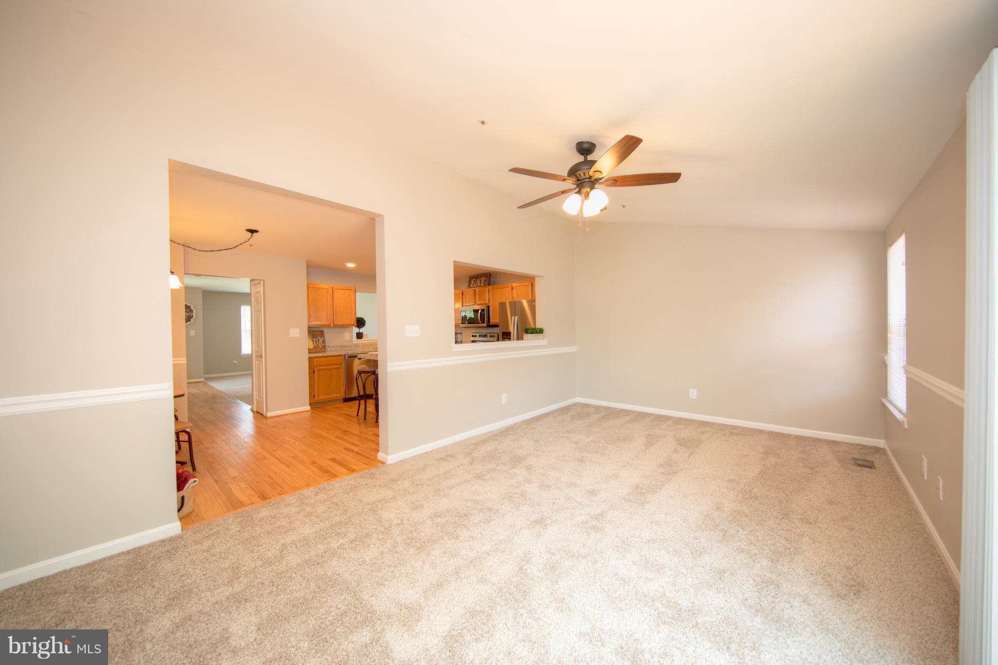 CONSTANT FRIENDSHIP - Residential