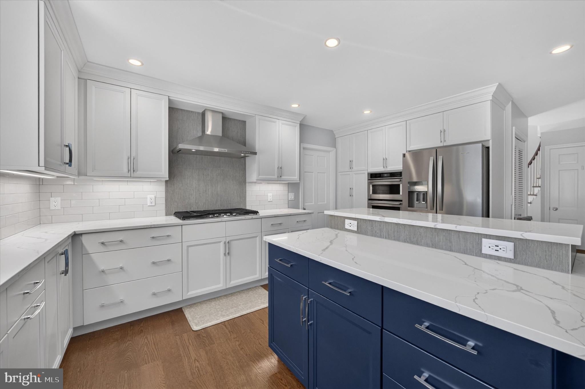 3017 MAPLE SHADE LANE