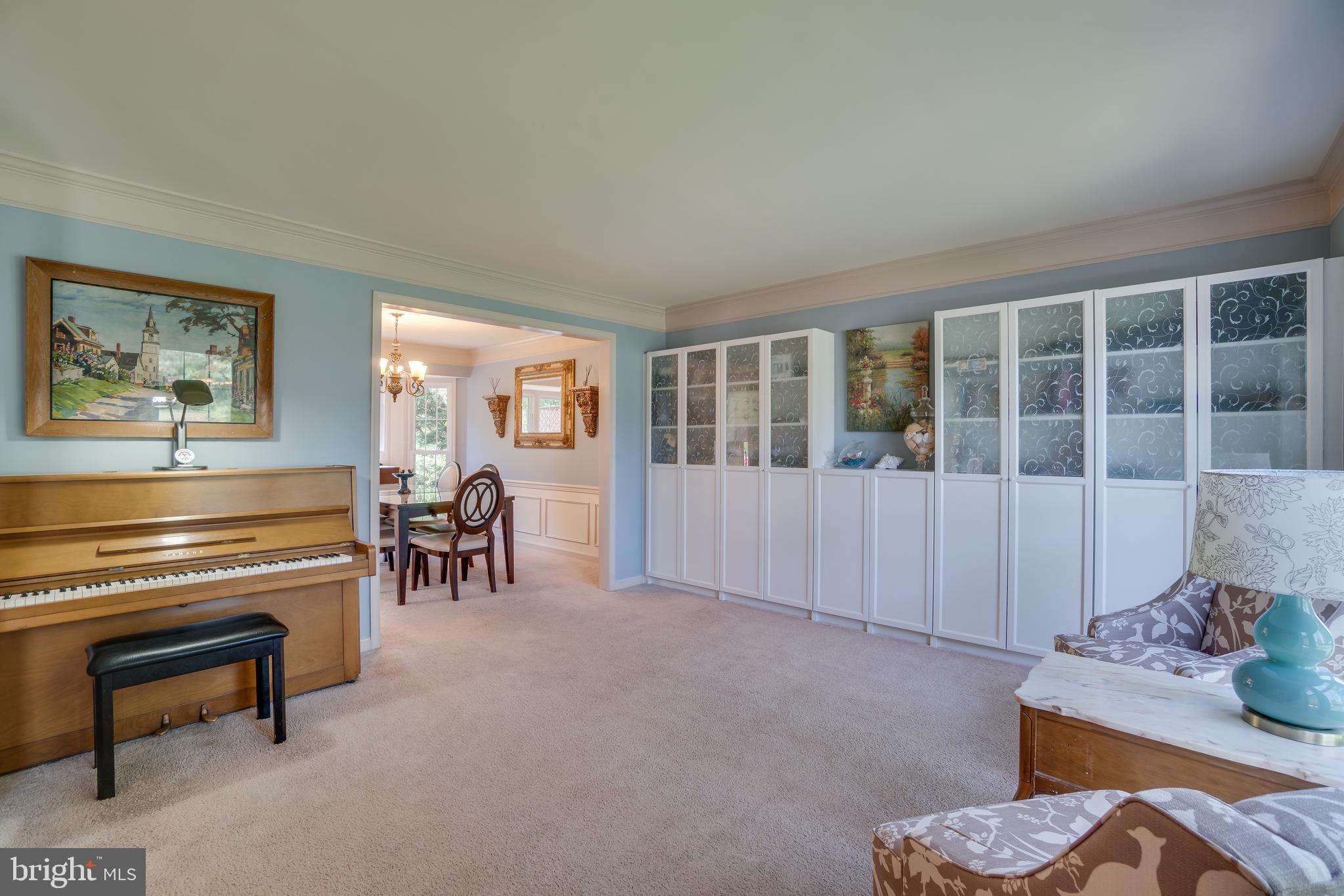 ENGLAND RUN NORTH - Residential