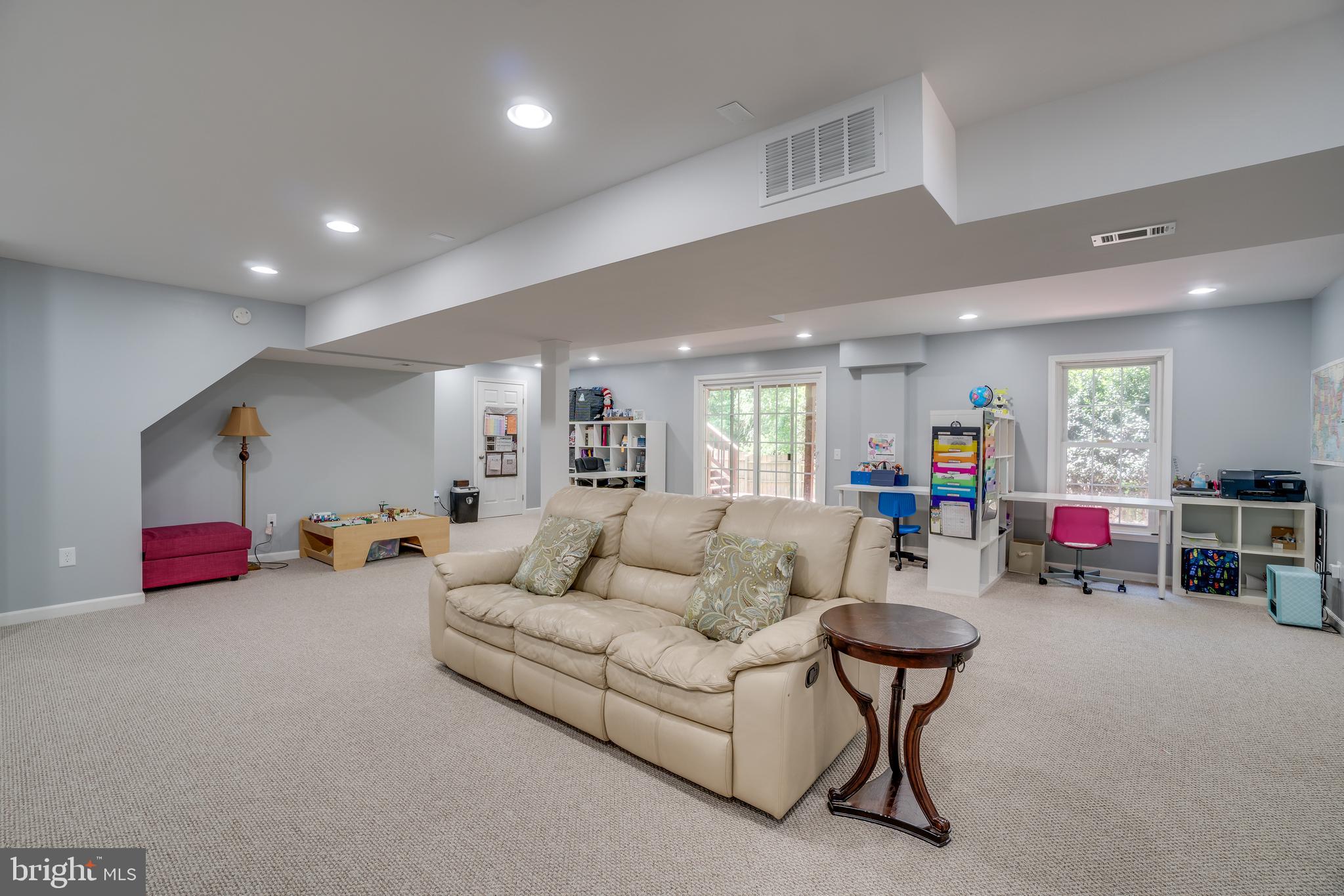 ENGLAND RUN NORTH - Residential