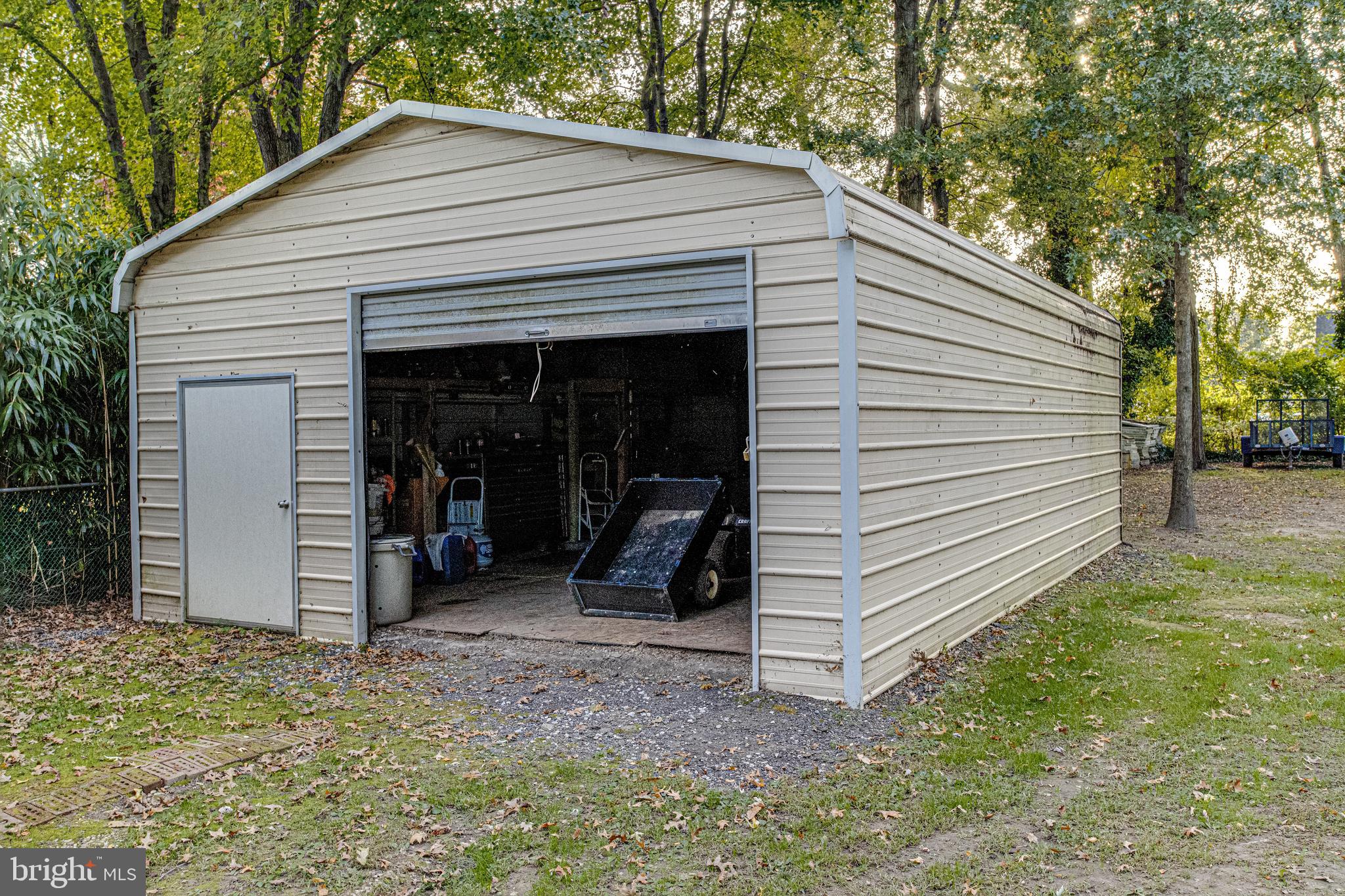 SUE GROVE - Residential