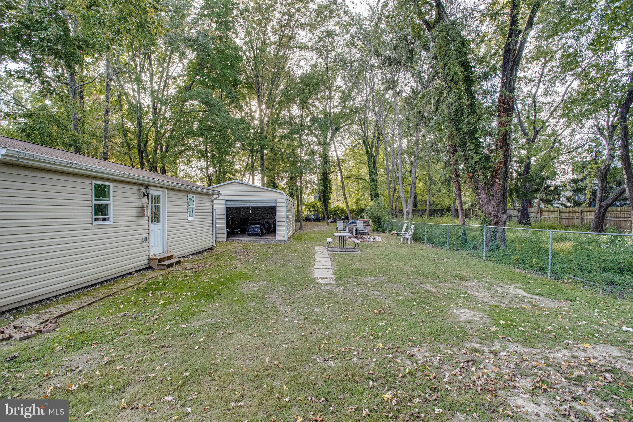 SUE GROVE - Residential