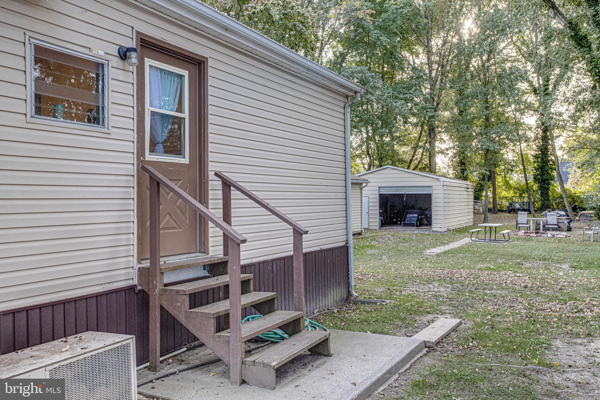 SUE GROVE - Residential