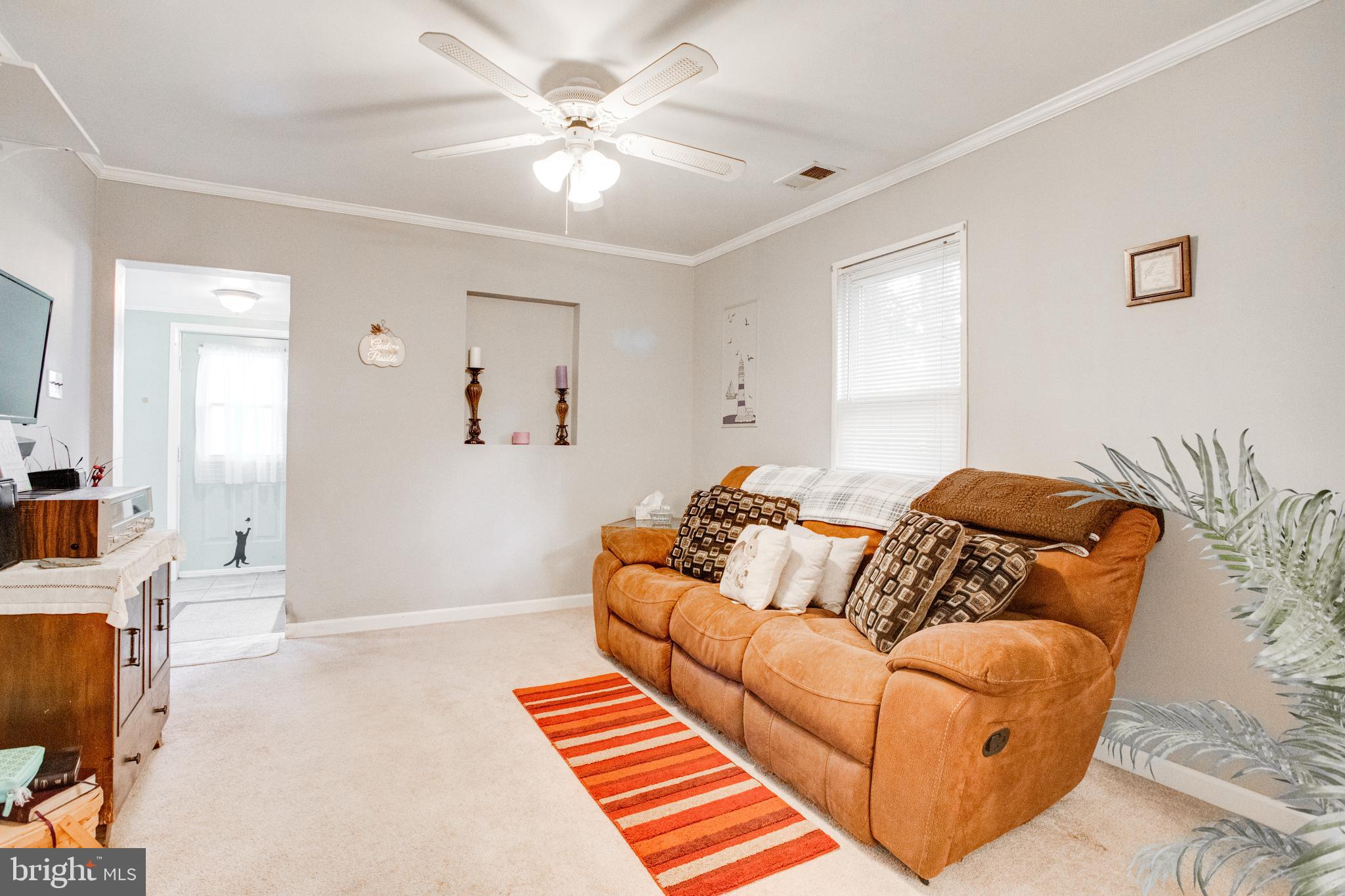 SUE GROVE - Residential