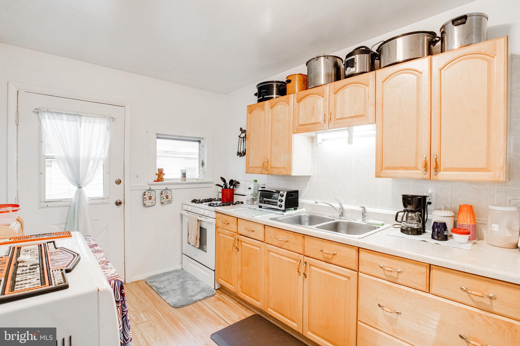 SUE GROVE - Residential