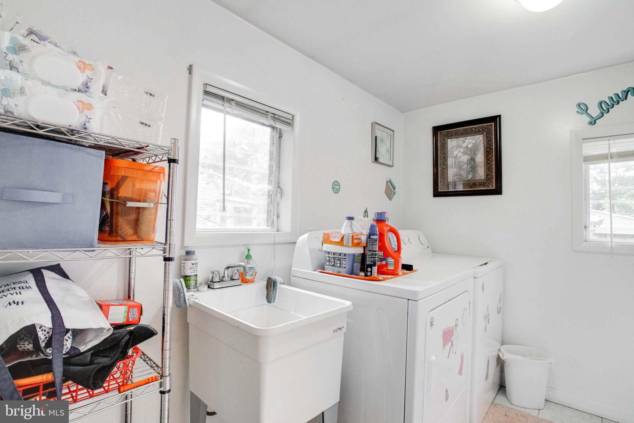 SUE GROVE - Residential