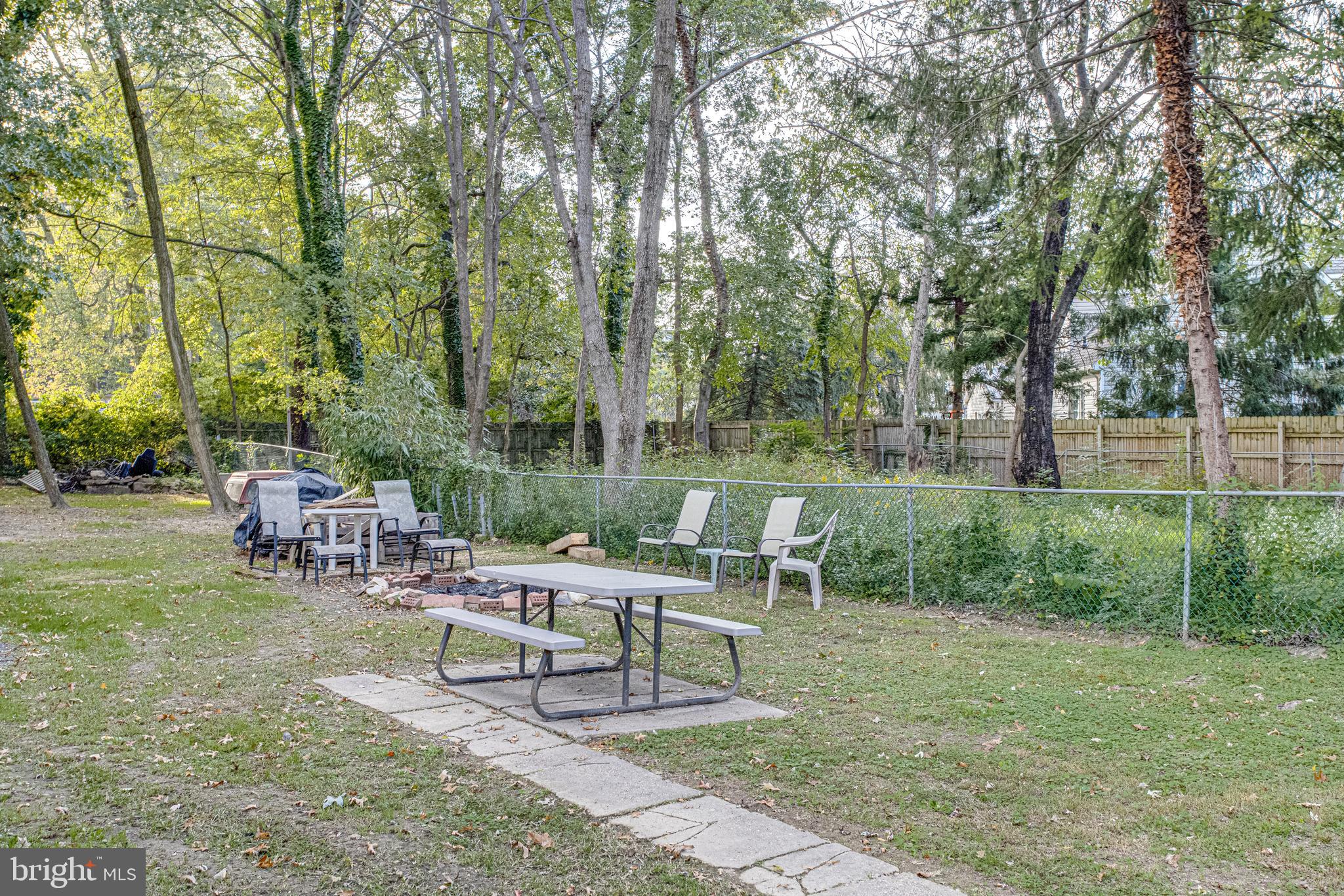 SUE GROVE - Residential