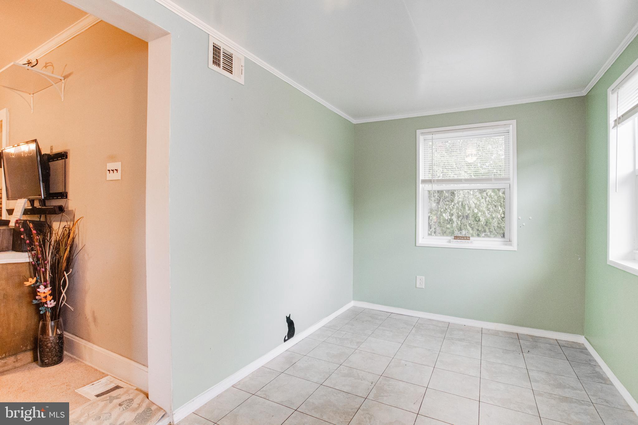 SUE GROVE - Residential