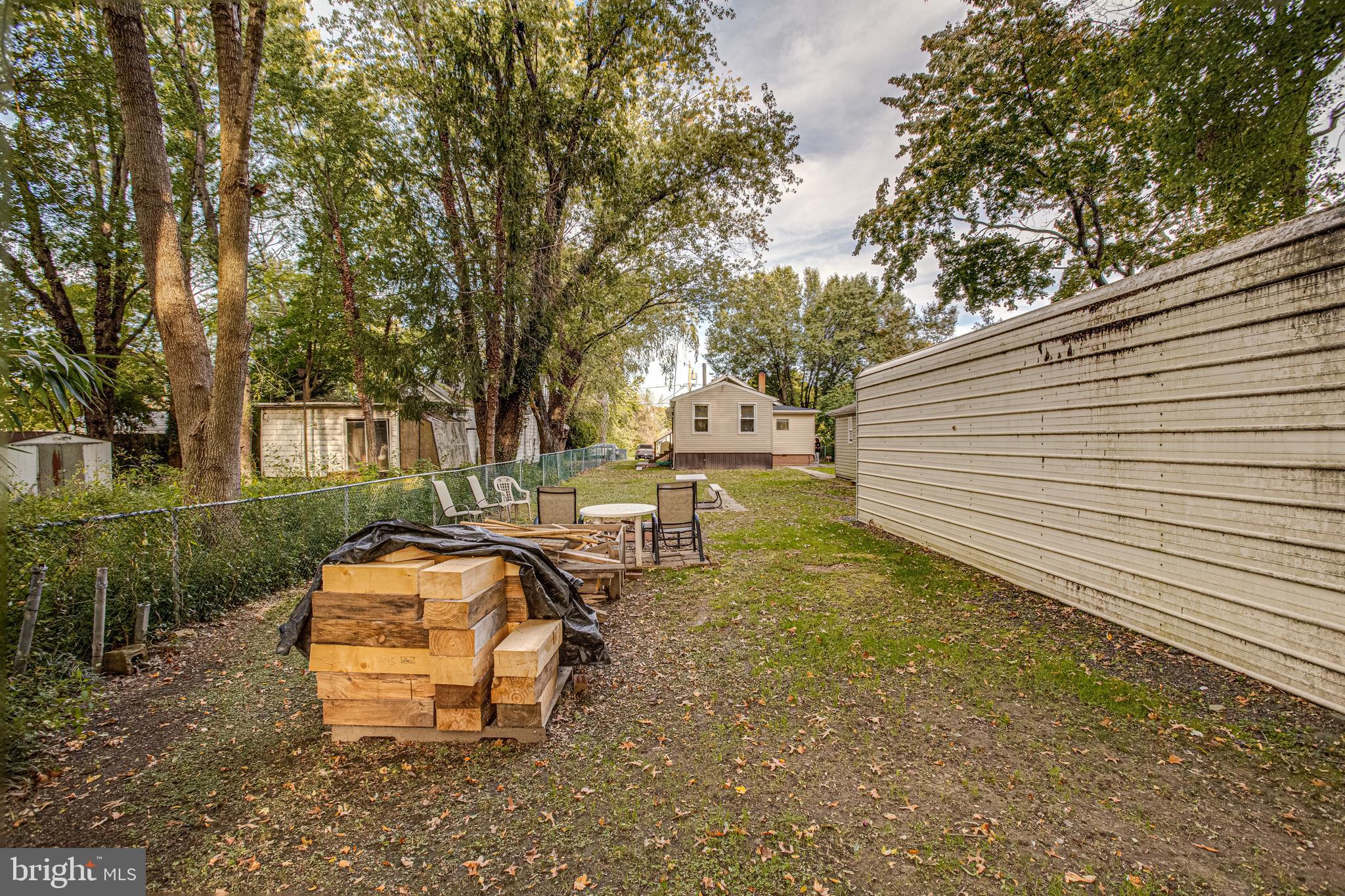 SUE GROVE - Residential