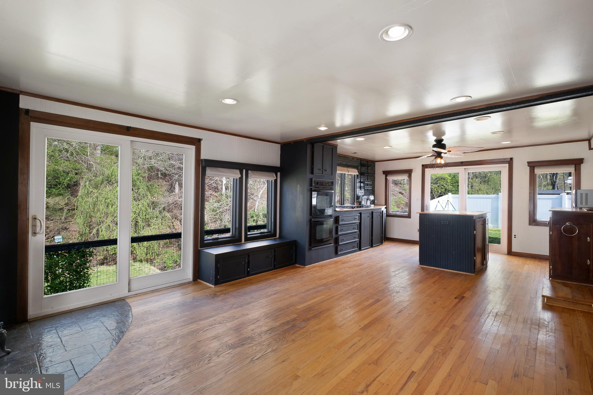 ARUNDEL - Residential