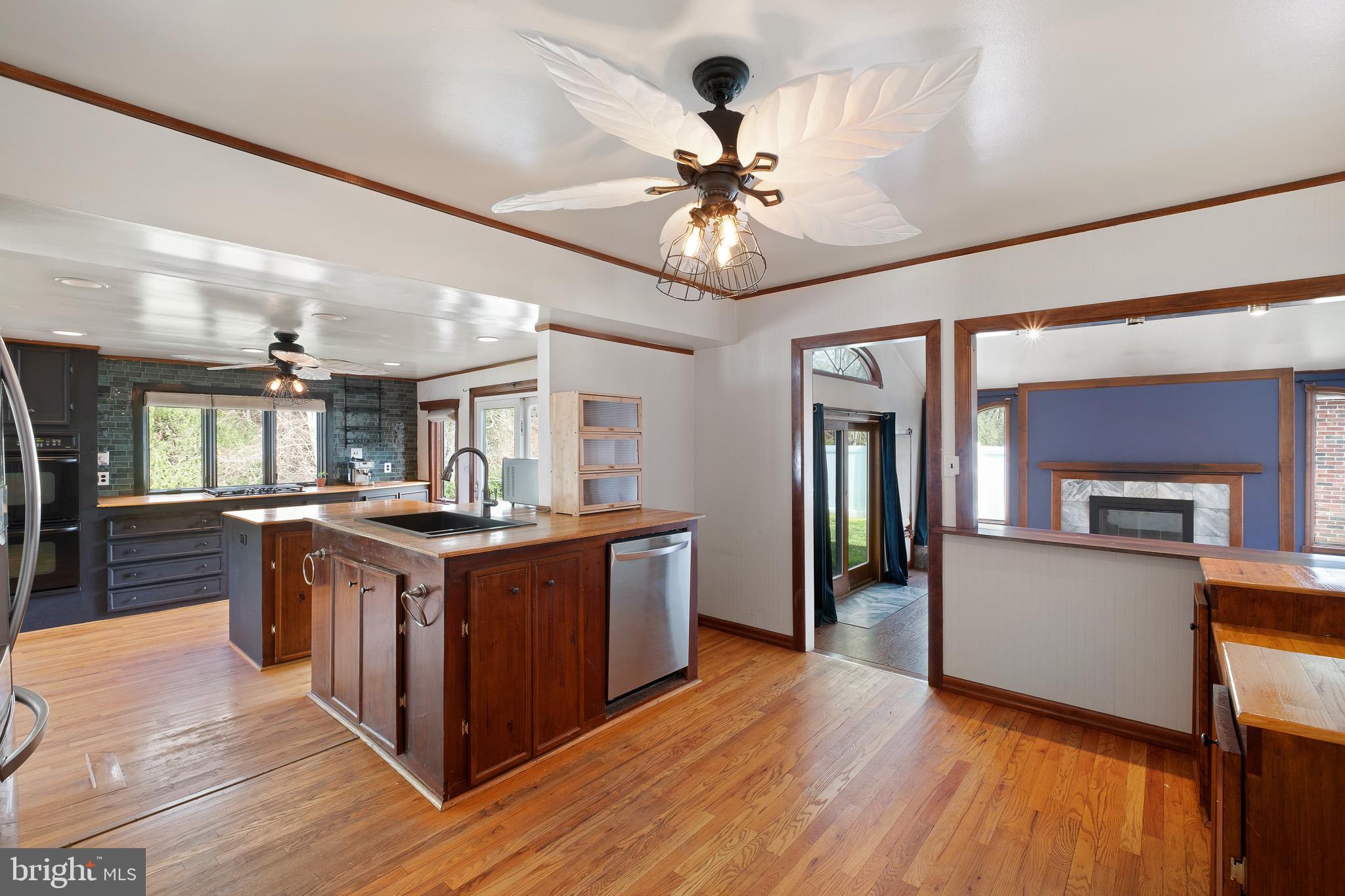 ARUNDEL - Residential